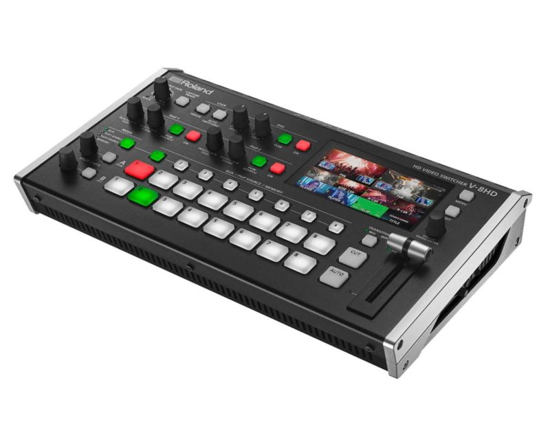 Roland V-8HD