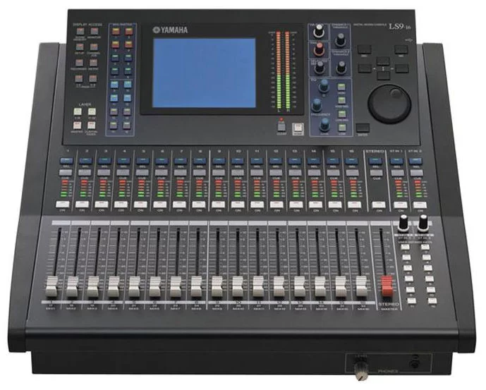 Yamaha LS9 - 16